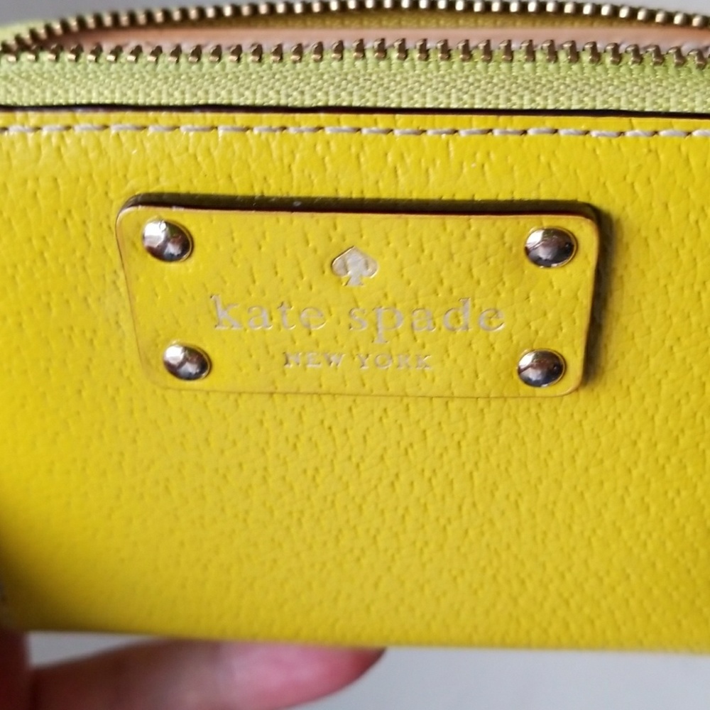 Wallet - Picture 3 of 4